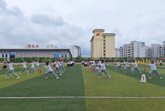 太极剑比赛现场