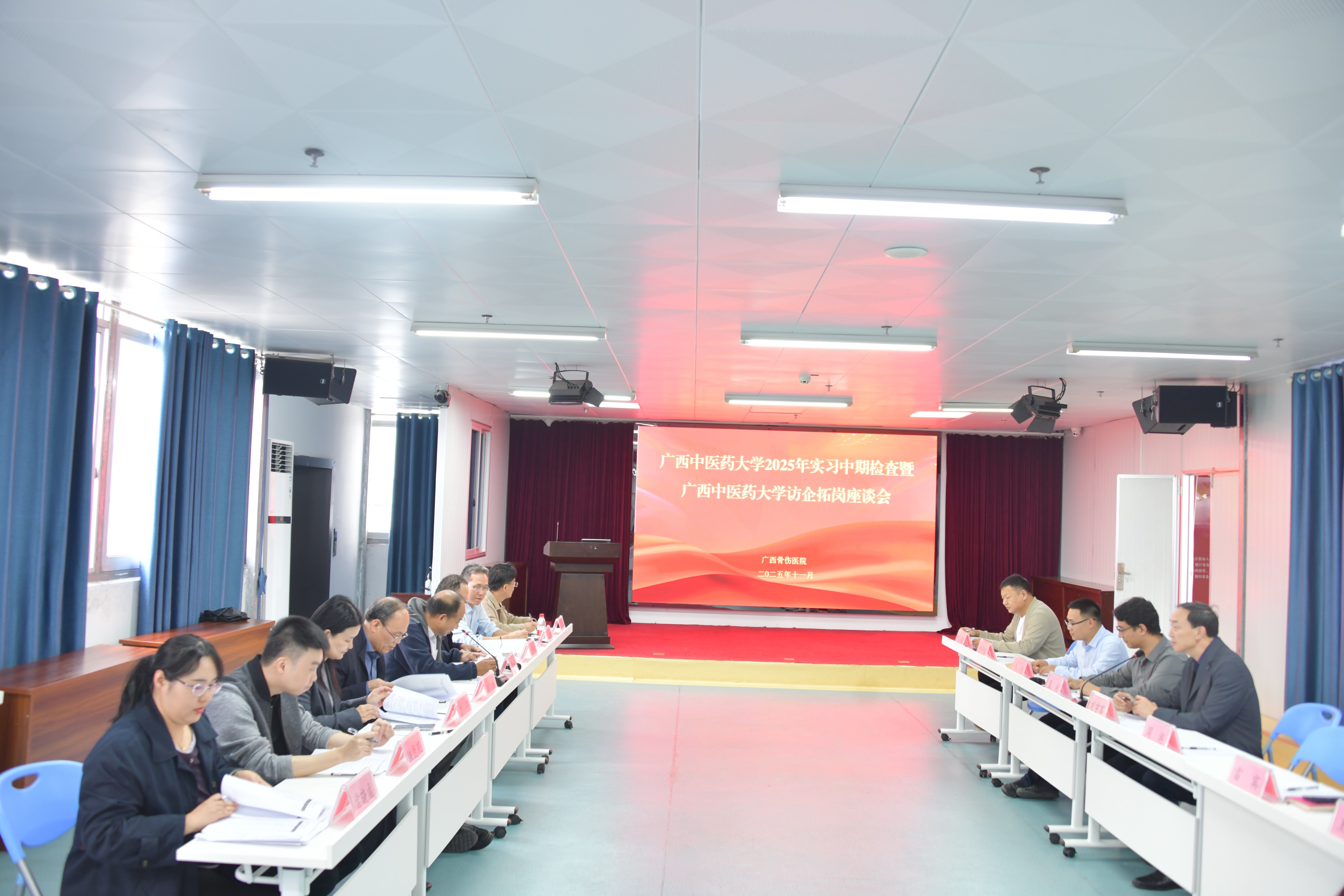 6659c4e90ac4698c4cd666ba75b5f96d