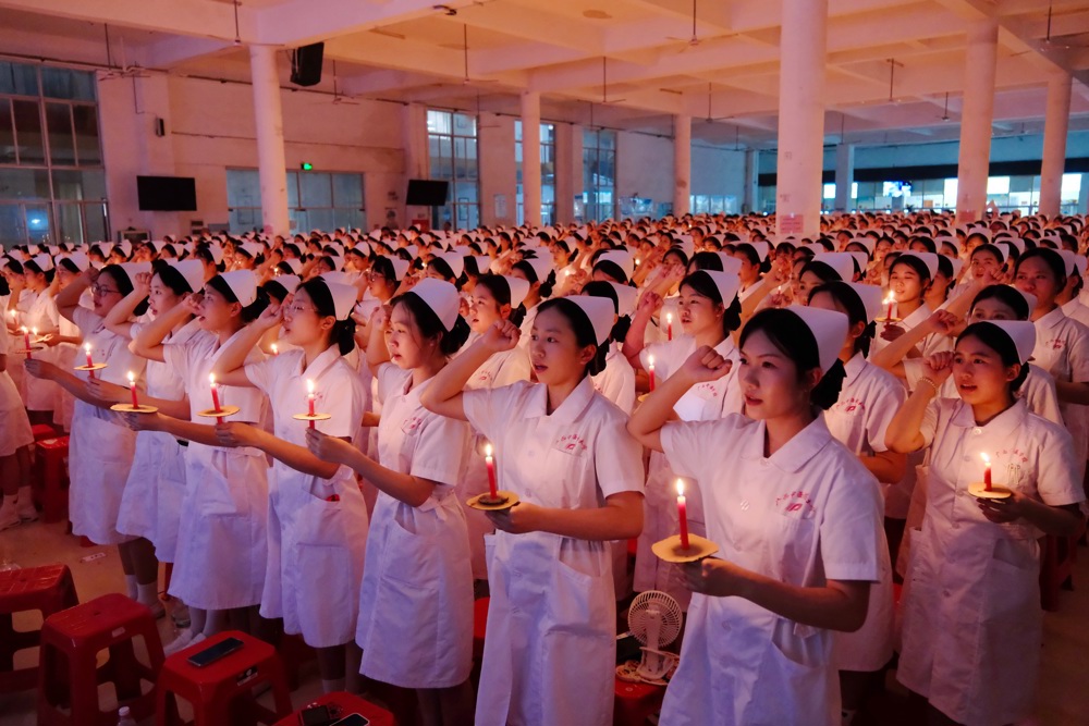 燃烛仪式全体护生宣誓