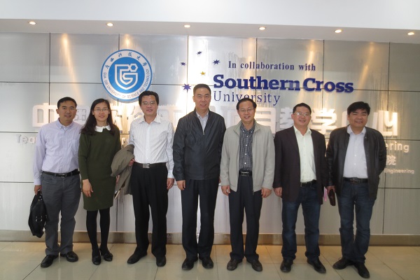 参观广西科技大学中澳软件工程项目教学中心