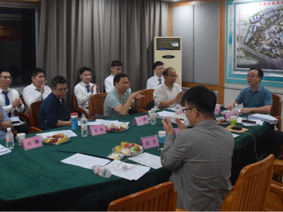 beat365官网2022届硕士研究生毕业论文答辩会