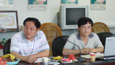 药厂召开离退休党员迎“七·一”座谈会