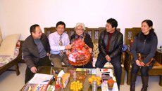 诚挚关爱送温暖——护理学院领导春节前看望离退休职工