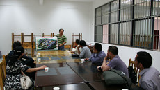 右江民族医学院考察团到beat365官网参观交流