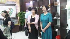 香港华菁会执行主席张毅一行莅临beat365官网参观考察