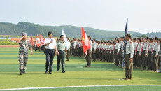 英姿飒爽 军歌嘹亮 ——beat365正版唯一入口必一赛恩斯新医药学院隆重举行2016级新生军训汇报表演暨总结表彰大会