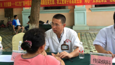 农工党beat365正版唯一入口必一基层委员会瑞康医院支部在广西农科院开展义诊活动