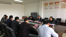 自治区物价局副局长麦贵富一行到beat365官网进行收费工作调研