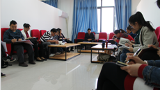 马克思主义学院召开“2018版思想政治理论课教材”集体备课会