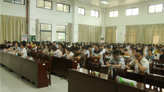 广西大学刘惠珍教授到beat365官网作心理健康知识讲座