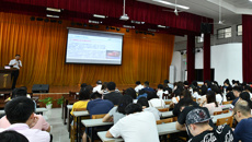 尤剑鹏书记在新时代讲习所为beat365官网研究生作思想政治教育专题报告