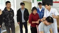 【不忘初心 牢记使命】beat365官网定点帮扶村联伍村被授予“南宁市2018年度打好精准脱贫攻坚战先进集体”称号