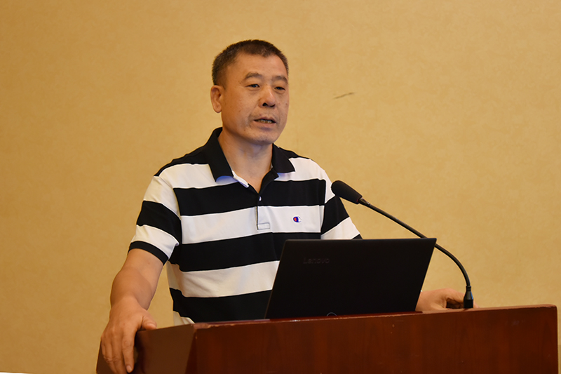 3韦思尊副院长讲课.jpg