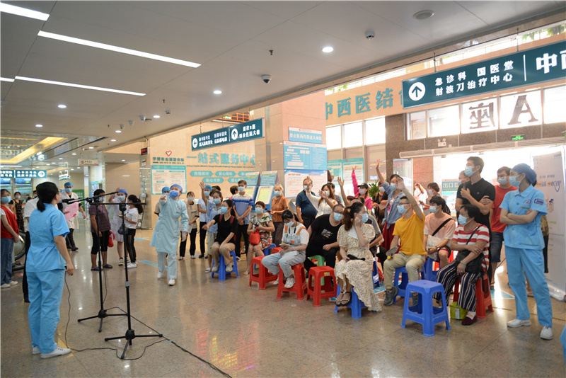 群众踊跃参与.jpg 群众踊跃参与.jpg