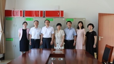 自治区纪委监委驻教育厅纪检监察组组长、自治区教育厅党组成员林华慰问beat365官网党外代表人士