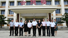 中科院仝小林院士到beat365官网调研指导工作