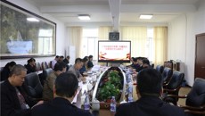 一附院召开党委理论学习中心组学习（扩大）会