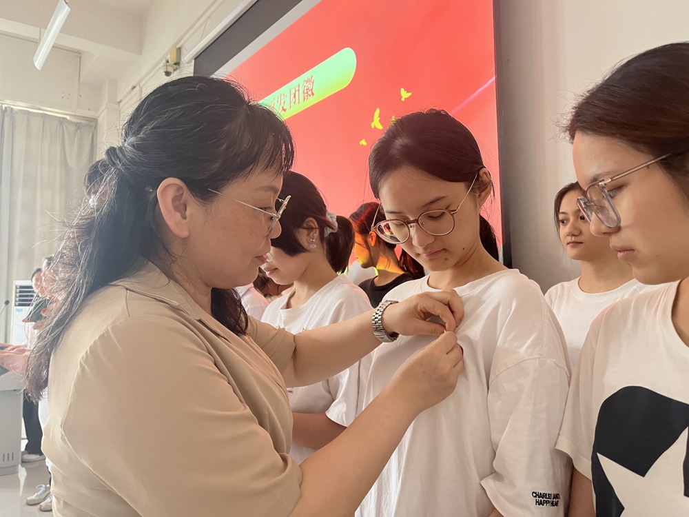 1c4806996130a2ab63044ba61a3a627f