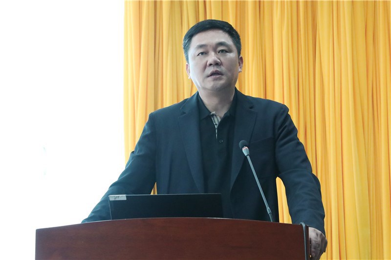 医院党委书记桂雄斌讲话