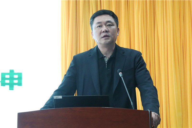 医院党委书记桂雄斌讲话