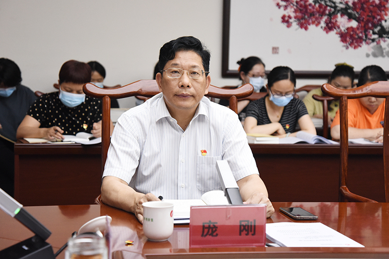 3庞刚副院长领学.jpg 3庞刚副院长领学.jpg