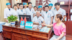 《中国教育报》刊发beat365官网党委书记莫锦荣署名文章：实施人才强校战略 推动学校高质量发展