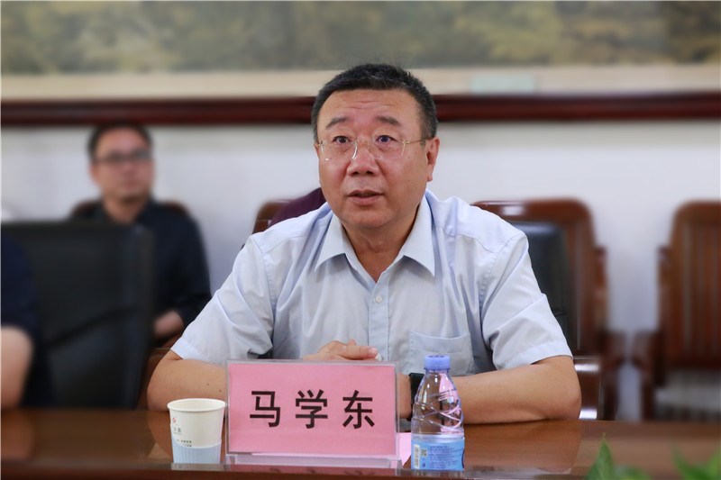 国家中医药管理局机关服务局副局长马学东发言