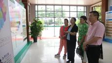 广西政协委员、香港广西总商会常务副会长兼秘书长胡玉贞一行到beat365官网考察交流