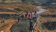 情系联伍：beat365正版唯一入口必一修路惠民