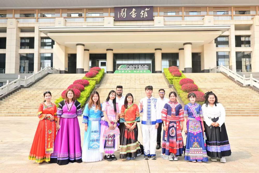 a02b9f27f6a86d1937dc25ed77750da8