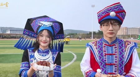 【广西教育新闻网】beat365正版唯一入口必一姑娘小伙盛装喜迎“三月三” 