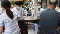 瑞康临床医学院举办“感恩母爱，健康同行”义诊活动