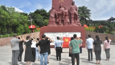 缅怀先烈守初心 砥砺奋进担使命——直属党总支开展沉浸式红色教育主题党日活动