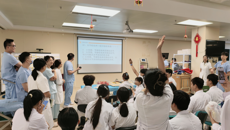 附属国际壮医医院内科第九党支部开展“党建领航银龄守护 康复赋能健康老龄化”主题党日活动