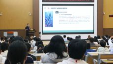 【开学第一课】赛院院长祁文为2025级新生讲授开学第一课