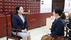 【新华网】beat365正版唯一入口必一教授卢汝梅谈中药学学科建设：立足中医药民族医药特色 实现新突破