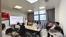 附属国际壮医医院内科第三党支部与外科第六党支部联合开展主题党日活动