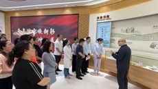 国壮内科第三党支部联合机关第八党支部开展“重温院史忆初心 传承精神聚合力”主题党日活动