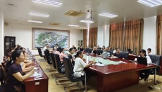 图书馆开展全馆业务培训学习