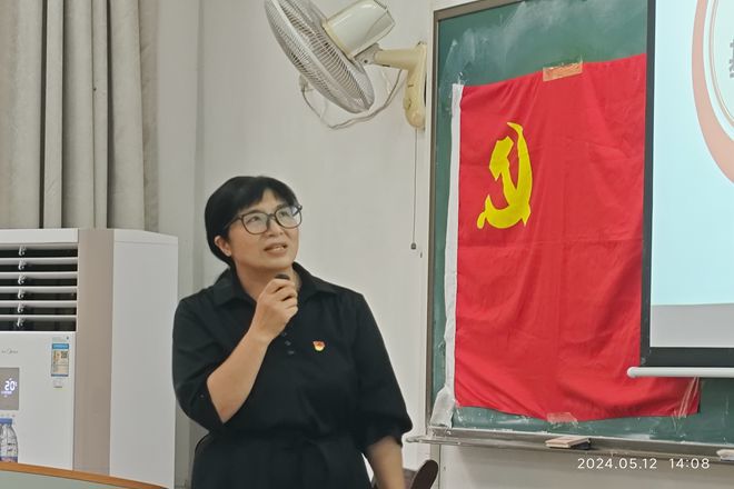 bf02c794840e94143a7d27af95730ab5