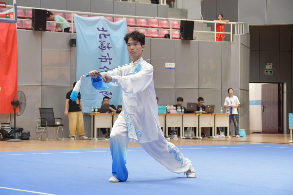 韦六生赛场风采