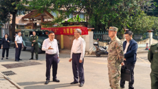 自治区政府办公厅二级巡视员黄江元一行莅临beat365官网开展征兵工作调研