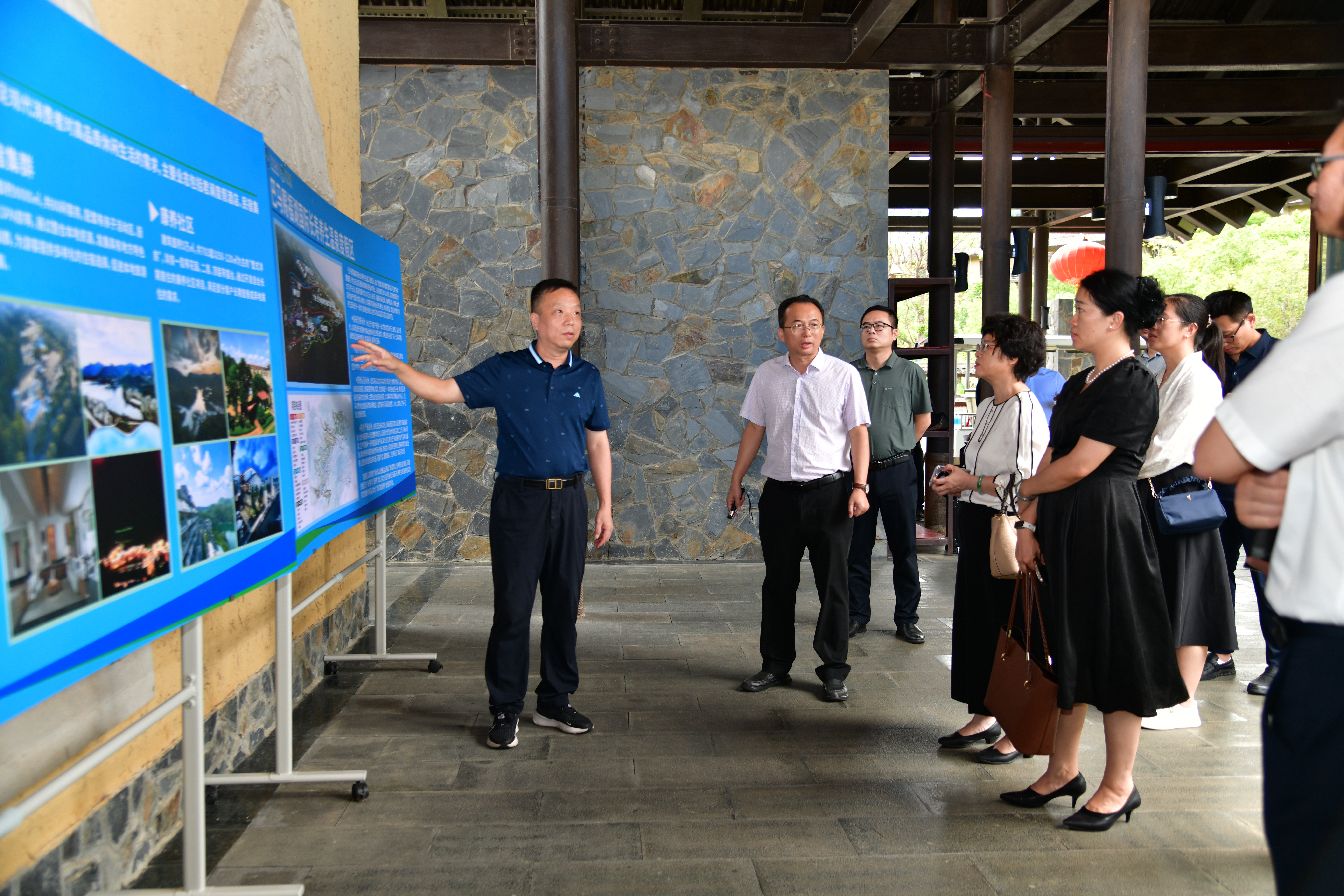 巴马瑶族自治县调研