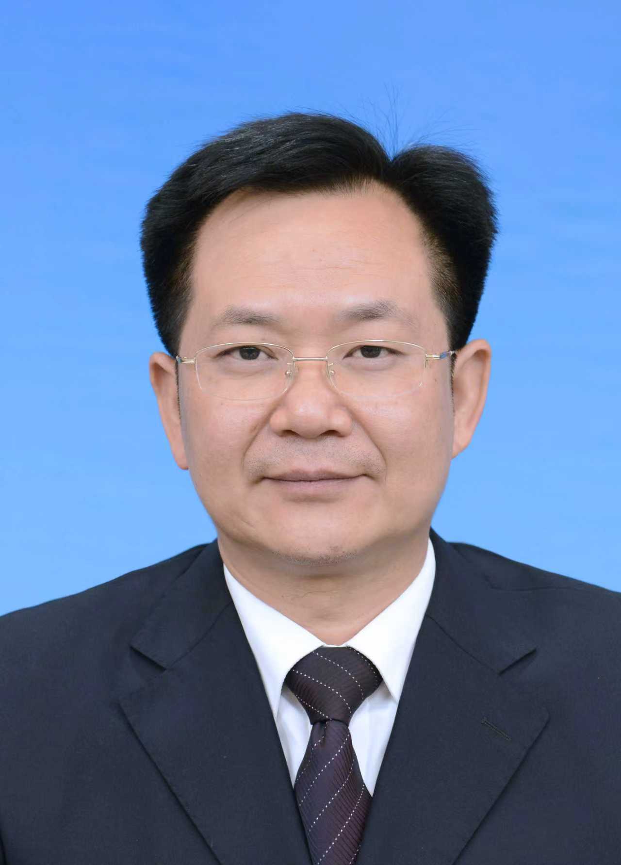 李雪斌+博导照片