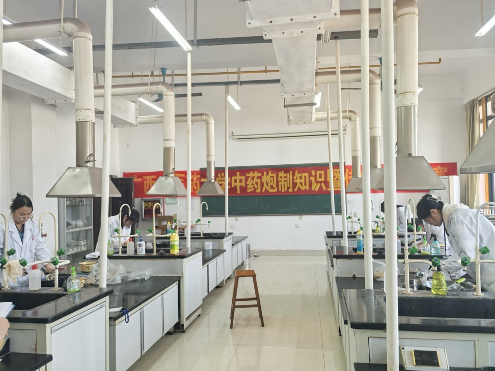 0008B4DD47AE02A6AE68ABE076E2BE62