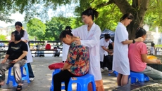 壮医药学院开展“传承壮医特色，健康万户千家”志愿服务活动